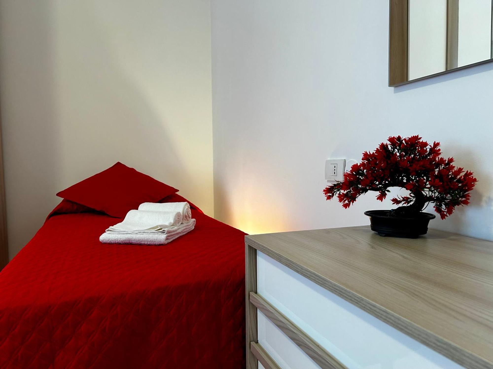 Luxury Allo Apartment In Center Of Udine Exteriör bild